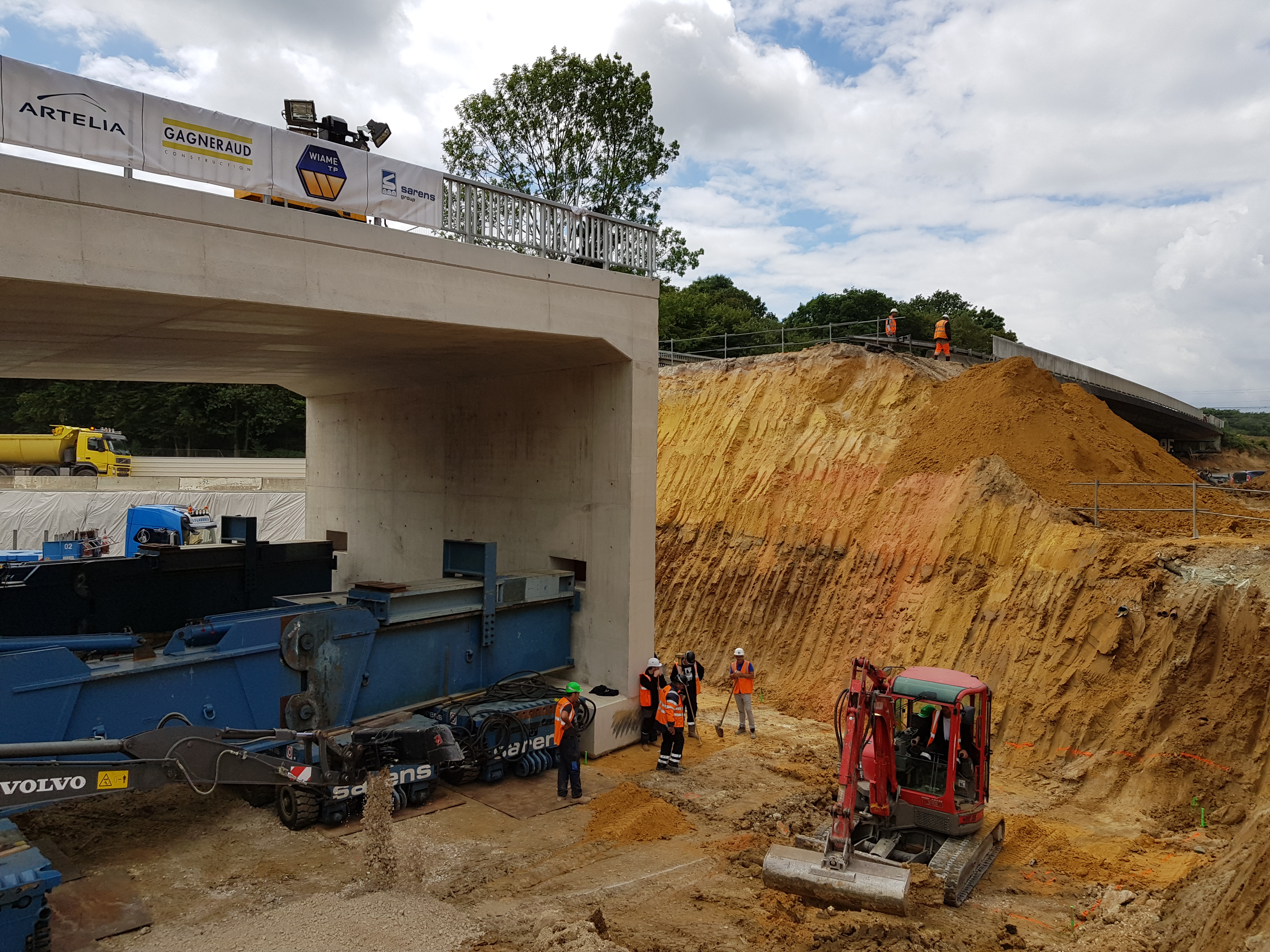 Ripage d'un ouvrage sur l'A86